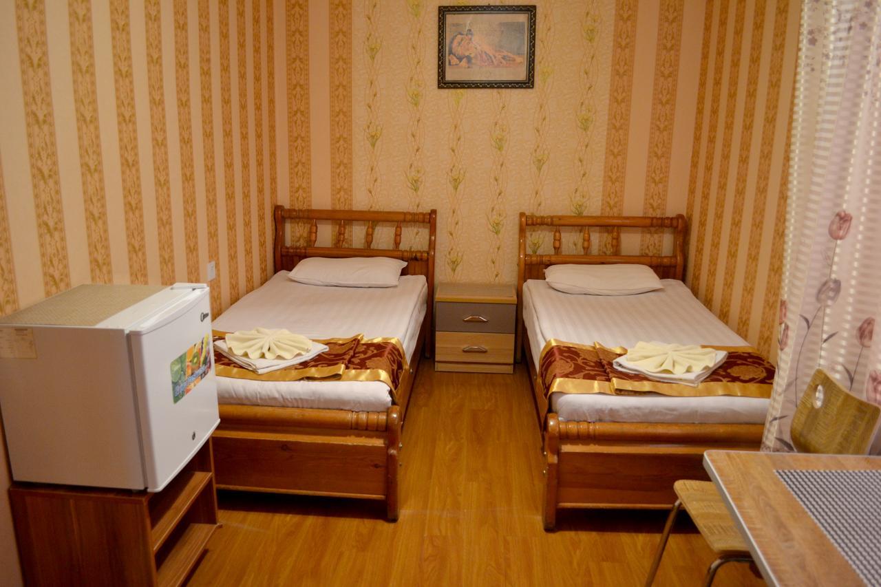Danista Nomads Tour Hostel Улан-Батор Экстерьер фото