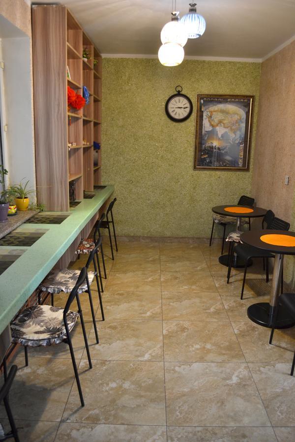 Danista Nomads Tour Hostel Улан-Батор Экстерьер фото