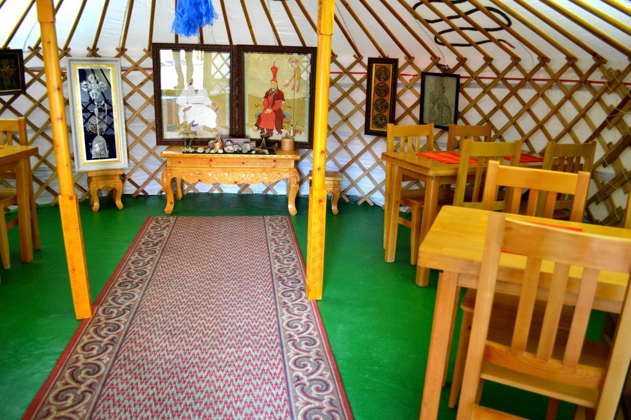 Danista Nomads Tour Hostel Улан-Батор Экстерьер фото