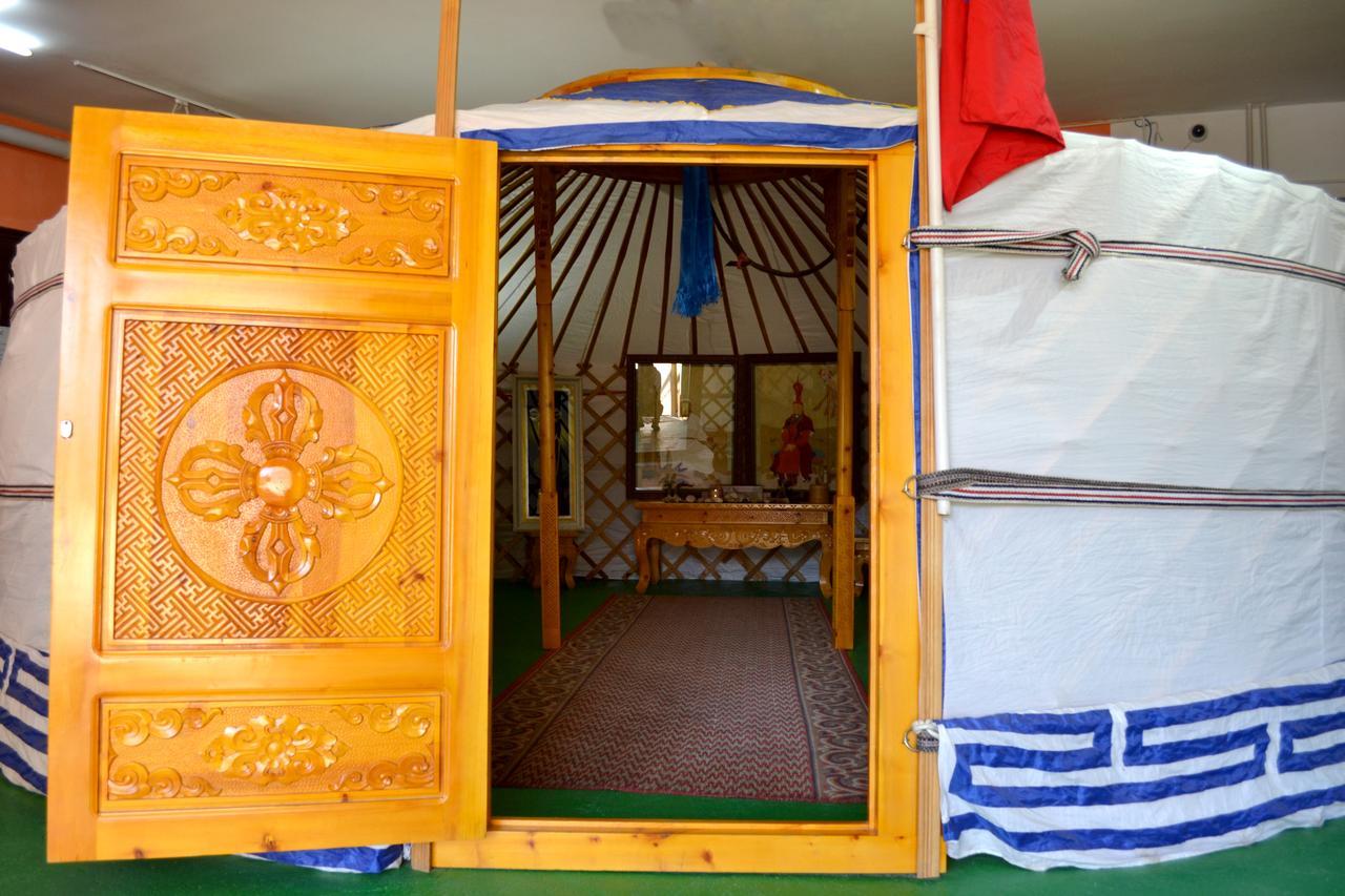 Danista Nomads Tour Hostel Улан-Батор Экстерьер фото